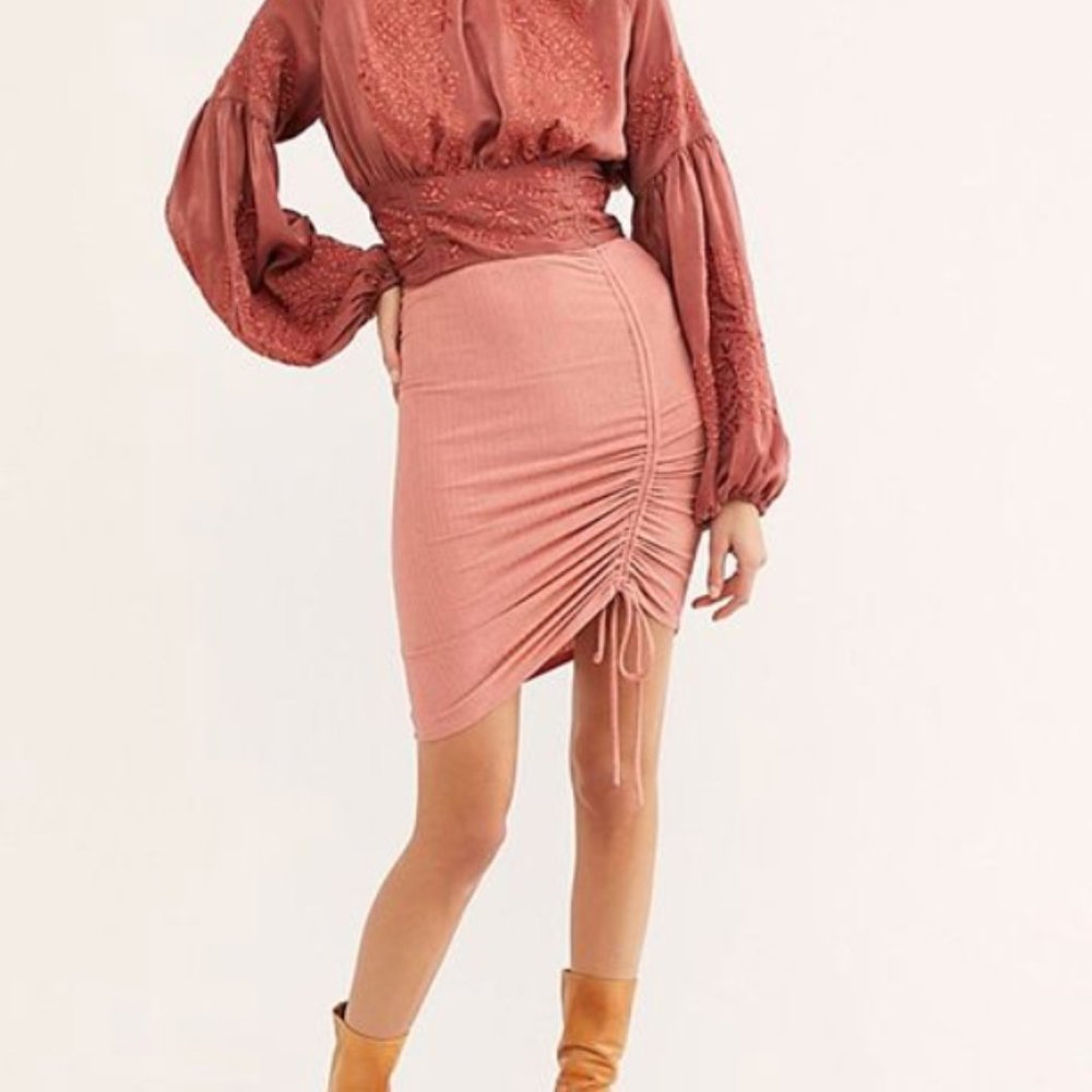 (NWT) FREE PEOPLE intimately terra cotta side tied ruching slip skirt